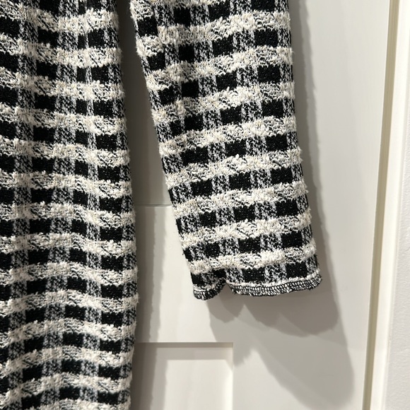 Ann Taylor houndstooth dress with gold flecks and buttons. - Picture 5 of 5